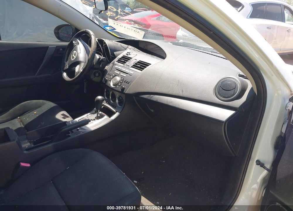 2011 MAZDA 3 I SPORT VIN: JM1BL1UF9B1495509