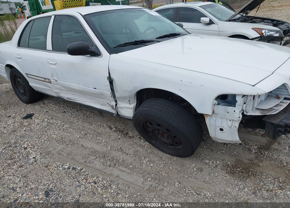 2011 FORD CROWN VICTORIA POLICE INTERCEPTOR VIN: 2FABP7BV4BX113840