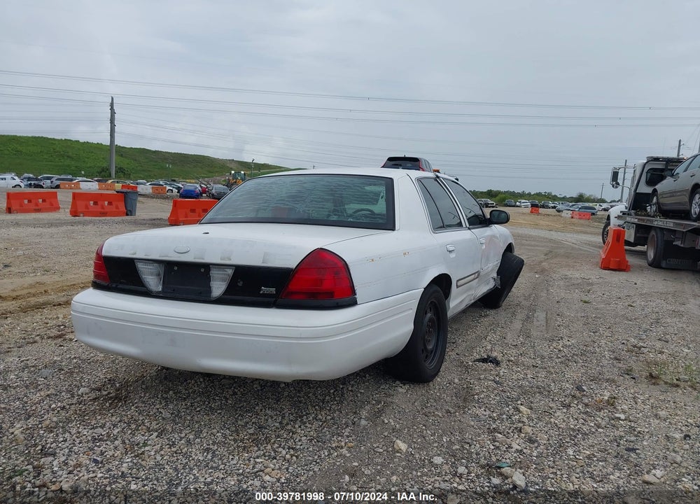 2011 FORD CROWN VICTORIA POLICE INTERCEPTOR VIN: 2FABP7BV4BX113840