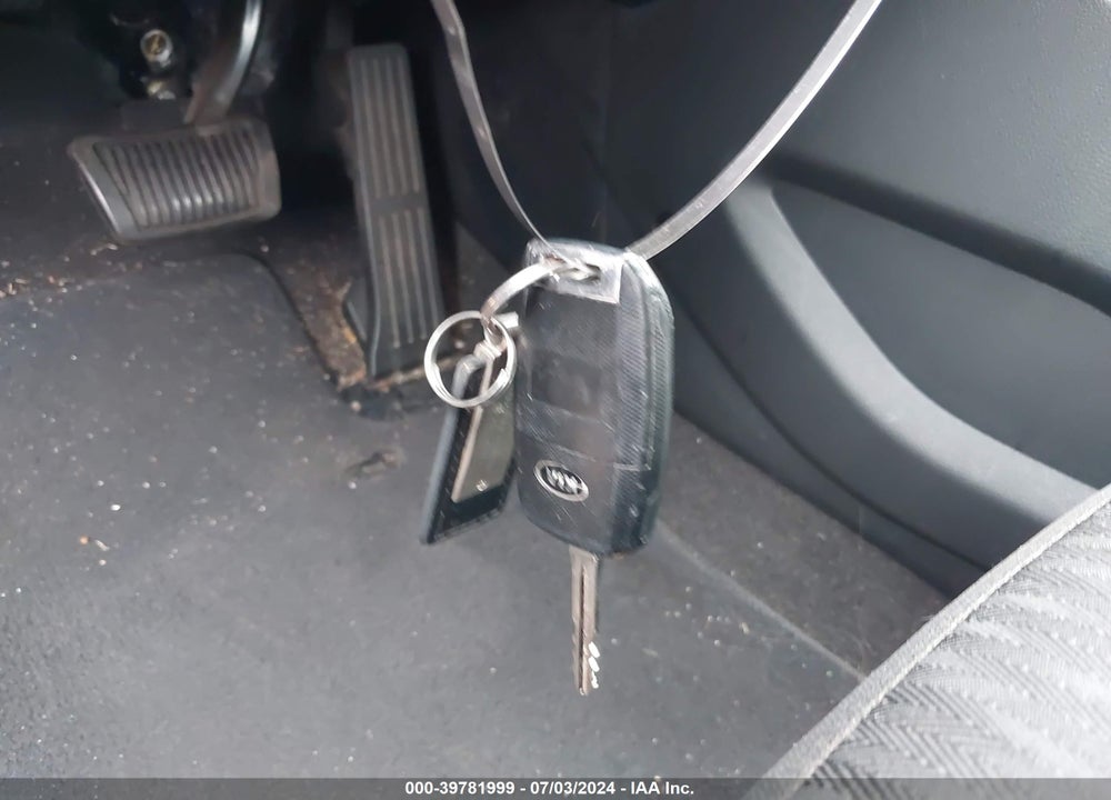 2016 KIA FORTE LX VIN: KNAFK4A67G5495886