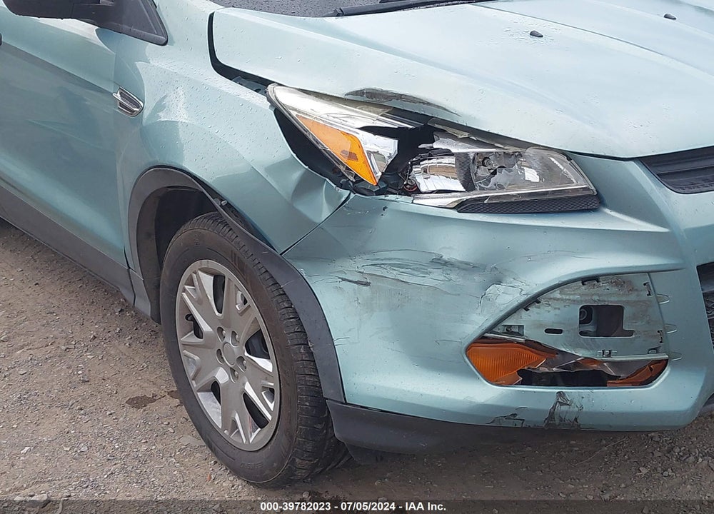 2013 FORD ESCAPE S VIN: 1FMCU0F79DUA92306
