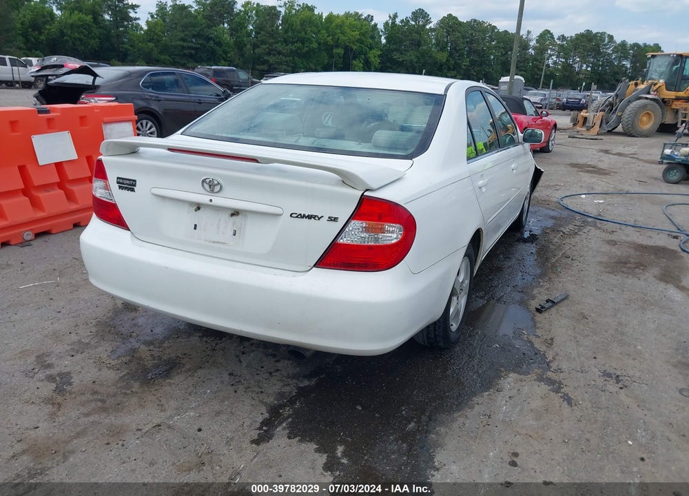 2002 TOYOTA CAMRY SE VIN: 4T1BE32K42U052605