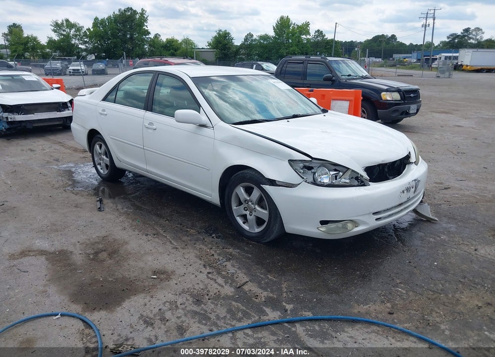 2002 TOYOTA CAMRY SE VIN: 4T1BE32K42U052605