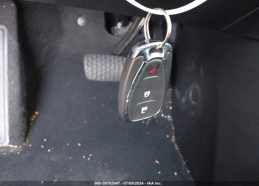 2019 CHEVROLET EQUINOX LT VIN: 2GNAXKEVXK6118641