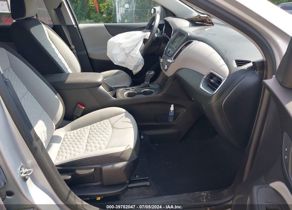 2019 CHEVROLET EQUINOX LT VIN: 2GNAXKEVXK6118641