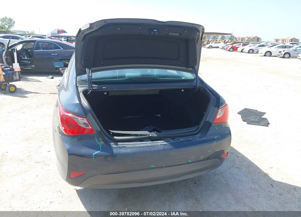 2014 HYUNDAI SONATA VIN: 5NPEB4AC6EH915462