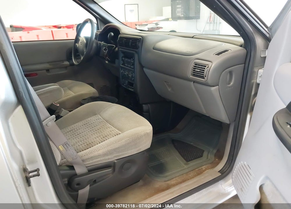 2003 CHEVROLET VENTURE LS VIN: 1GNDX03E73D185592