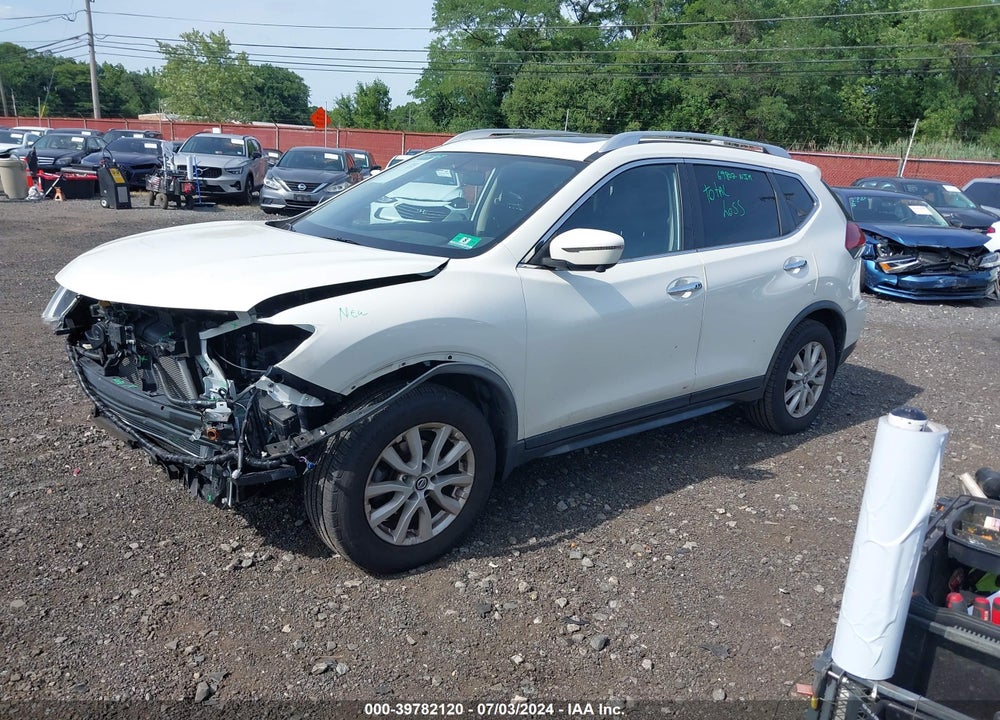 2018 NISSAN ROGUE VIN: JN8AT2MV1JW348762