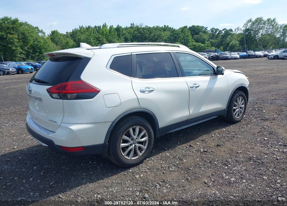 2018 NISSAN ROGUE VIN: JN8AT2MV1JW348762