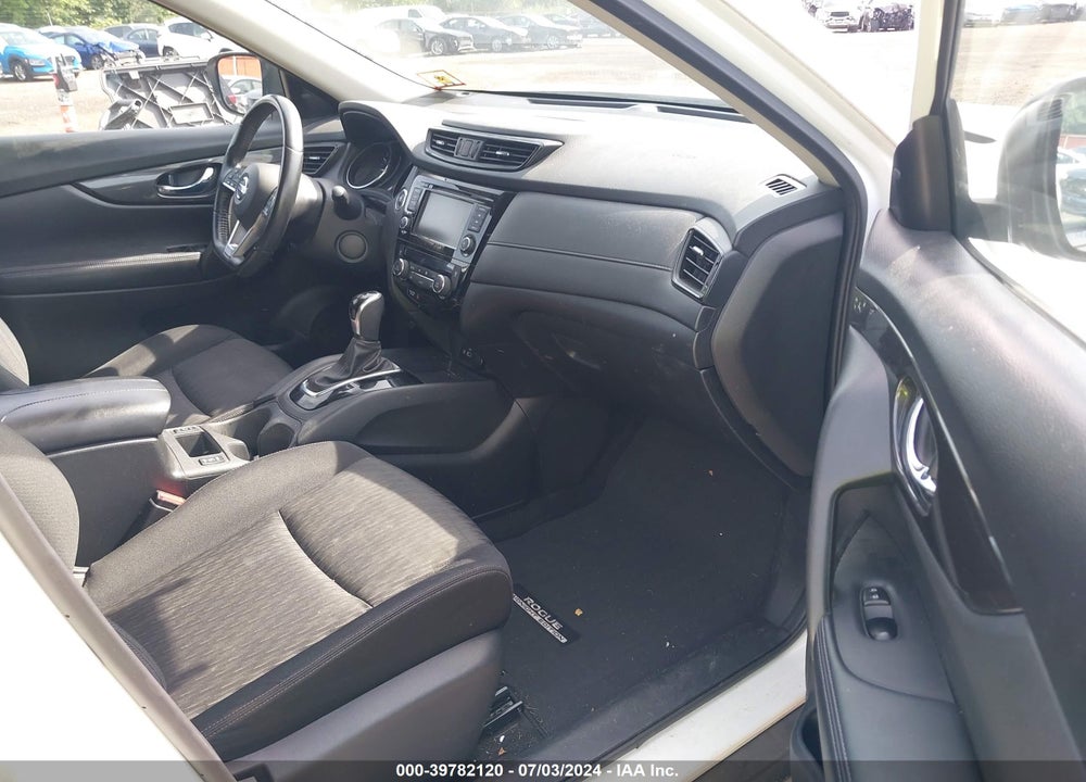 2018 NISSAN ROGUE VIN: JN8AT2MV1JW348762