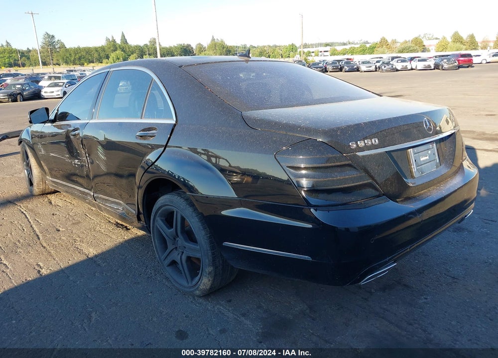2010 MERCEDES-BENZ S 550 VIN: WDDNG7BB7AA335394