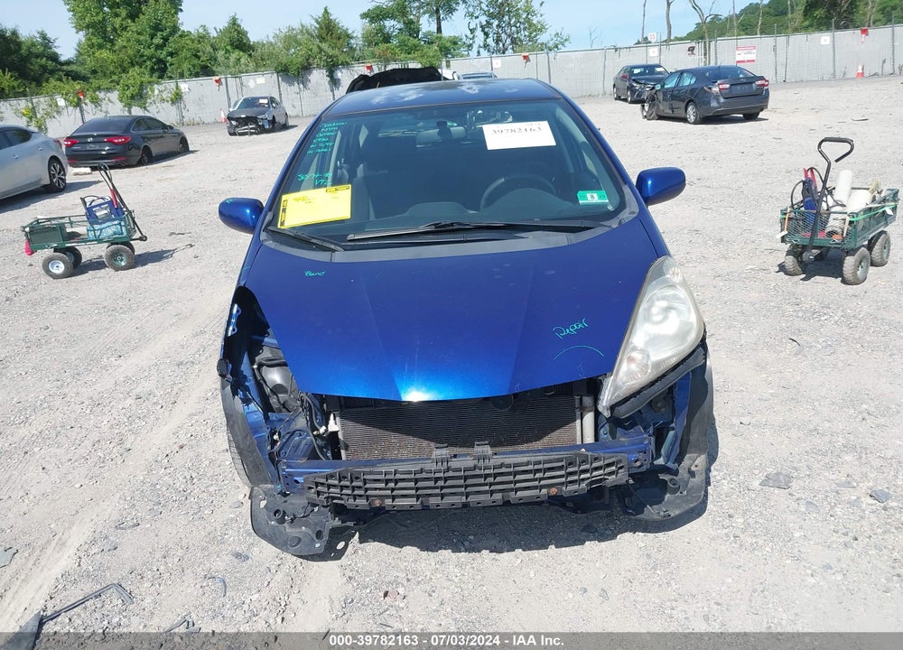 2010 HONDA FIT SPORT VIN: JHMGE8H42AS018736