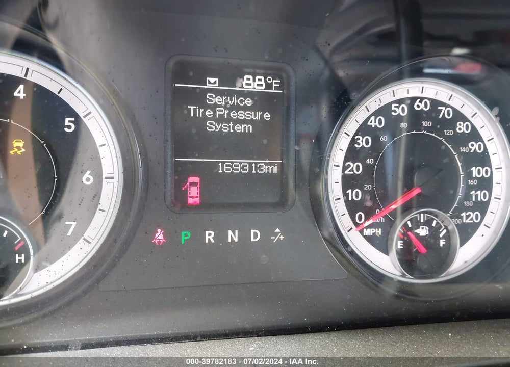 2014 RAM 1500 ST VIN: 1C6RR7KT3ES136705