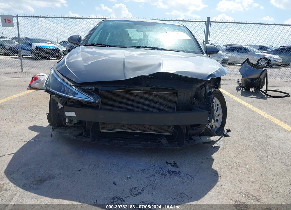 2019 HYUNDAI ELANTRA SE VIN: 5NPD74LF9KH490738