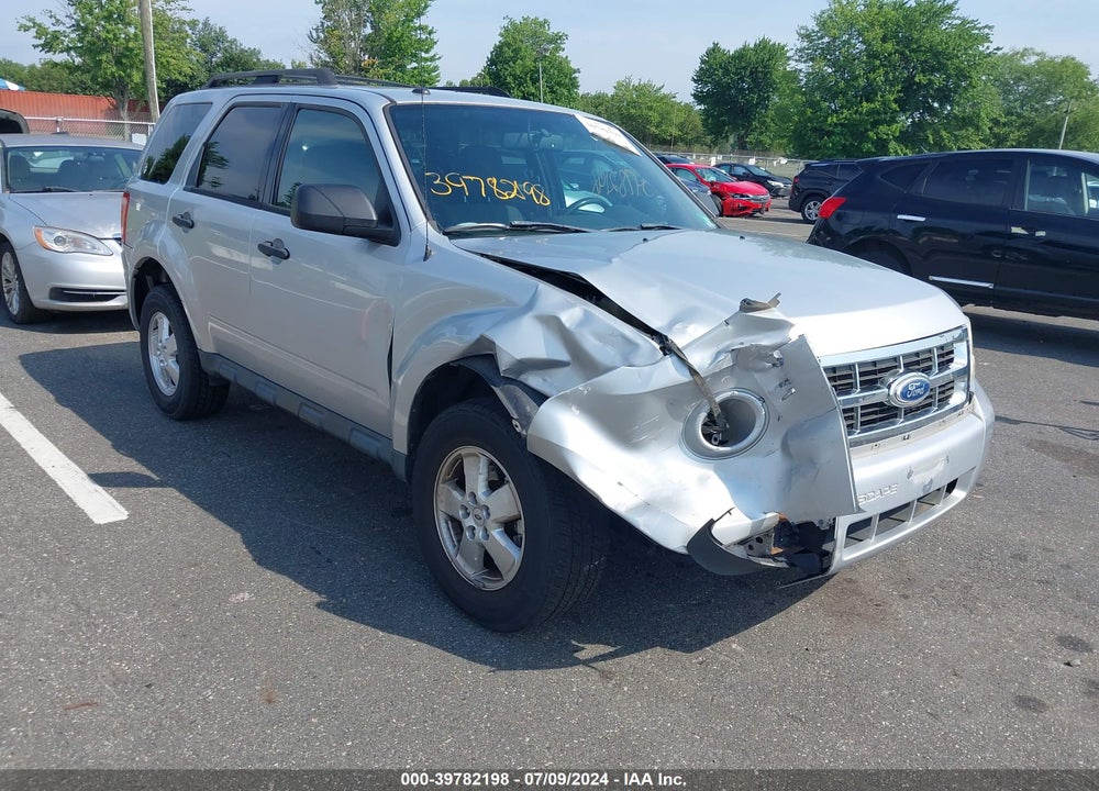 2011 FORD ESCAPE XLT VIN: 1FMCU0DG6BKB77096