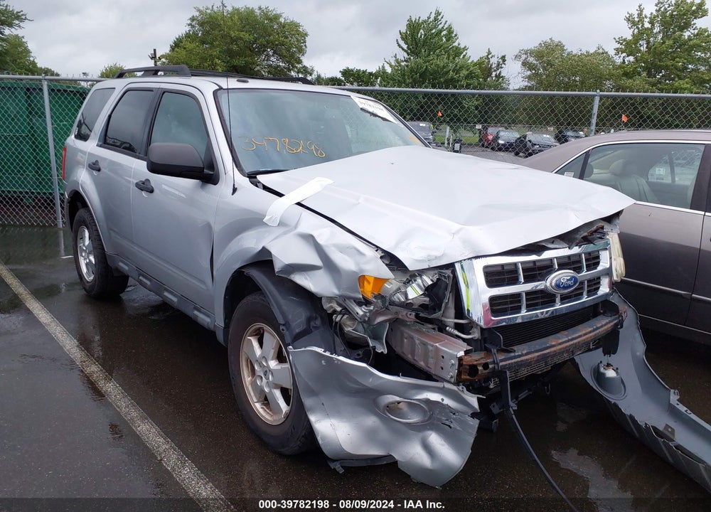 2011 FORD ESCAPE XLT VIN: 1FMCU0DG6BKB77096