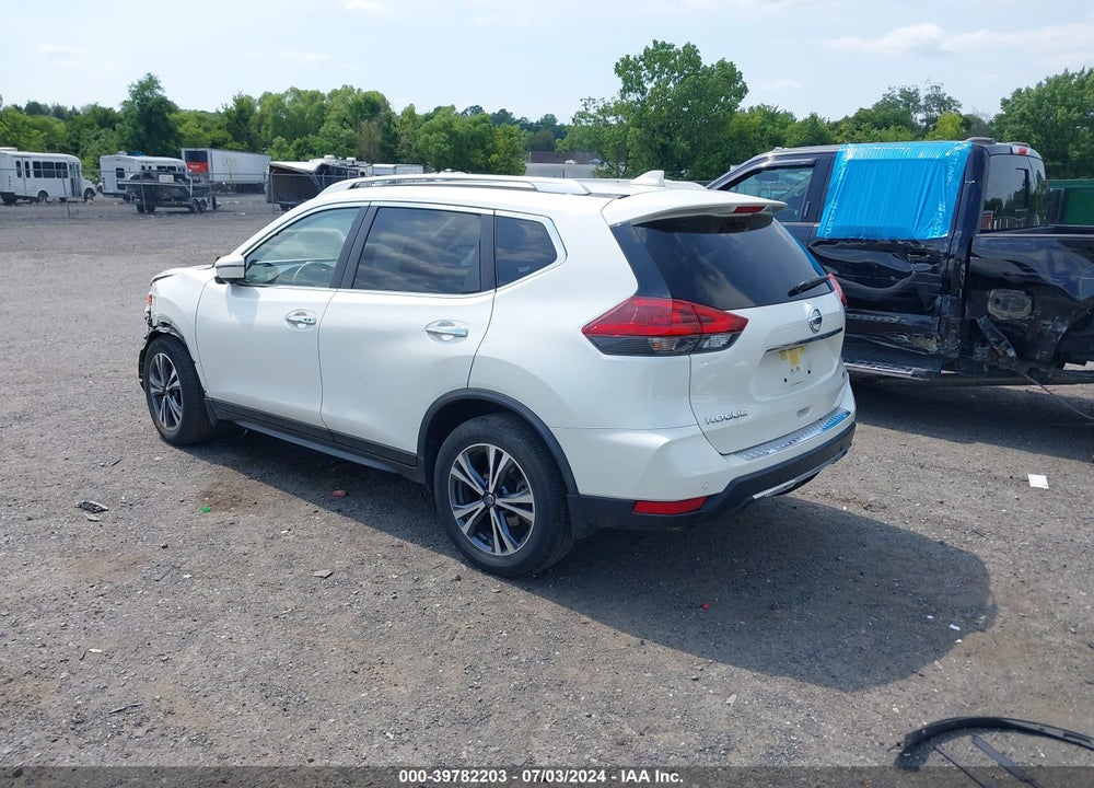2019 NISSAN ROGUE SV VIN: JN8AT2MV6KW389065