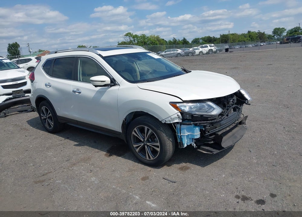 2019 NISSAN ROGUE SV VIN: JN8AT2MV6KW389065