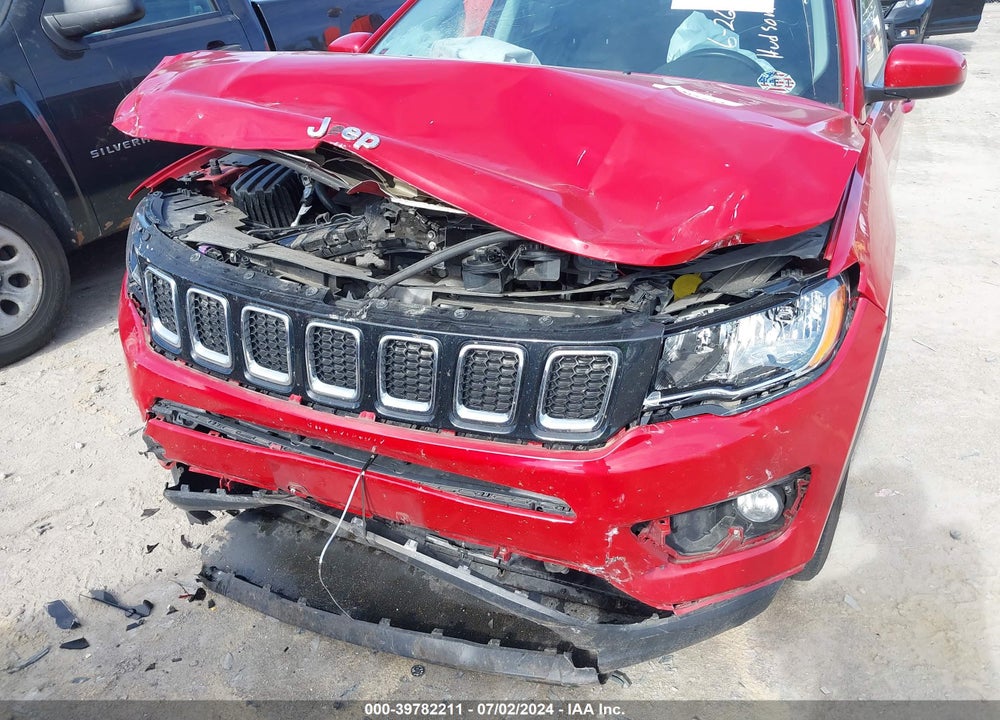 2018 JEEP COMPASS LATITUDE FWD VIN: 3C4NJCBB7JT108588