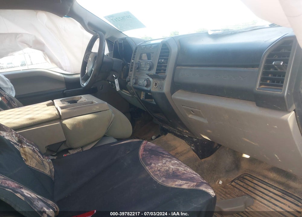 2017 FORD F-250 XL VIN: 1FT7X2A68HED64898