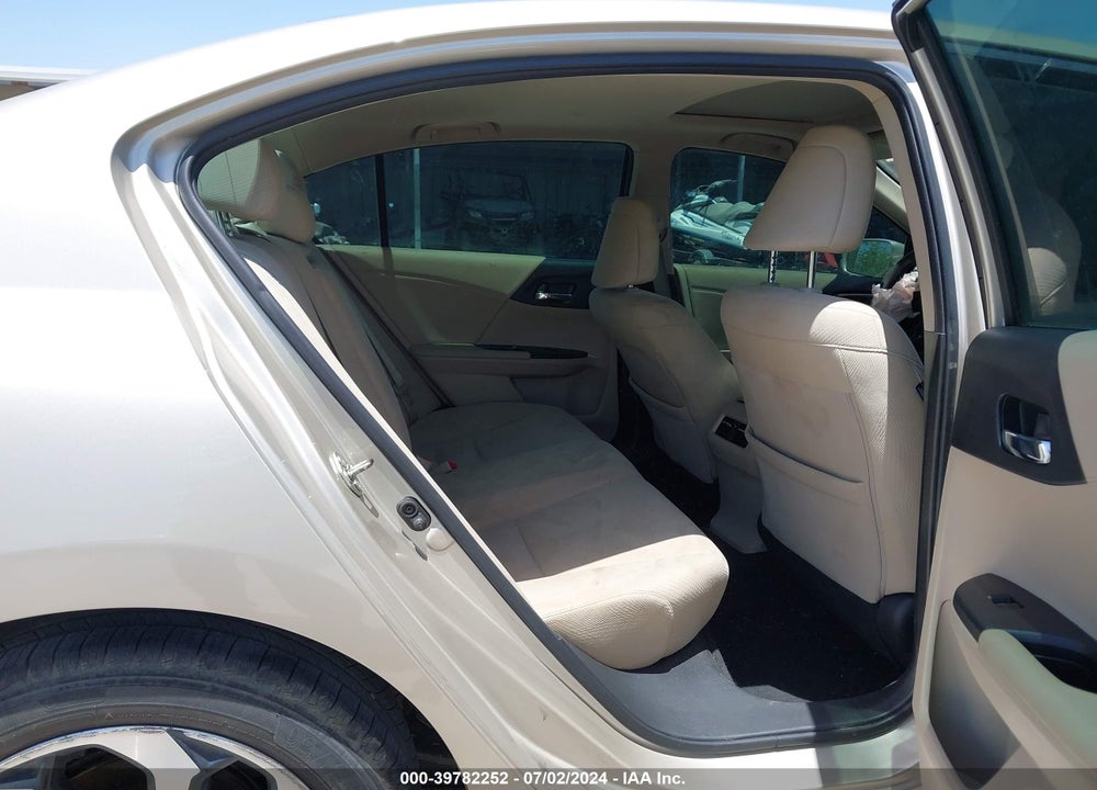 2016 HONDA ACCORD EX VIN: 1HGCR2F77GA045722