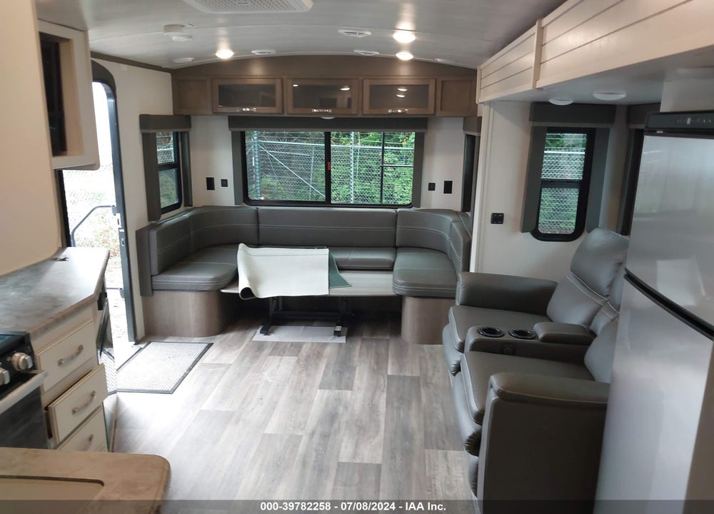 2022 KEYSTONE RV COUGAR 25 RDS VIN: 4YDTCGM25NV507167