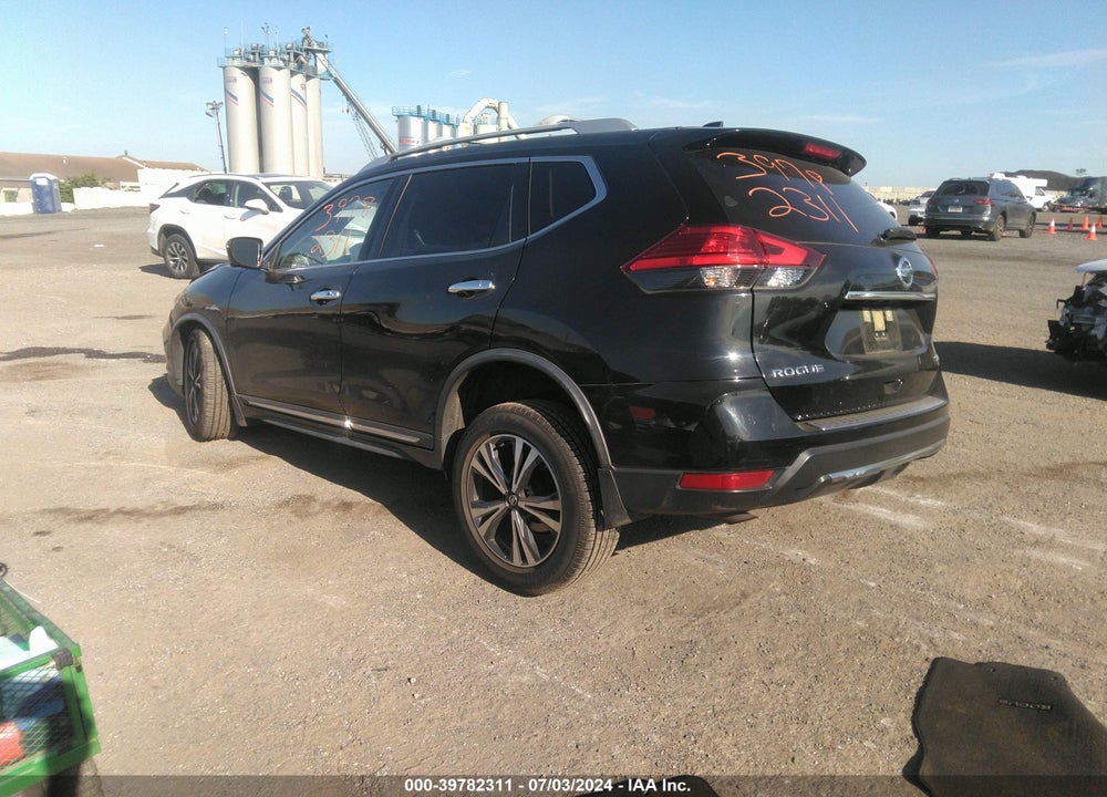 2017 NISSAN ROGUE SL VIN: JN8AT2MV8HW279224