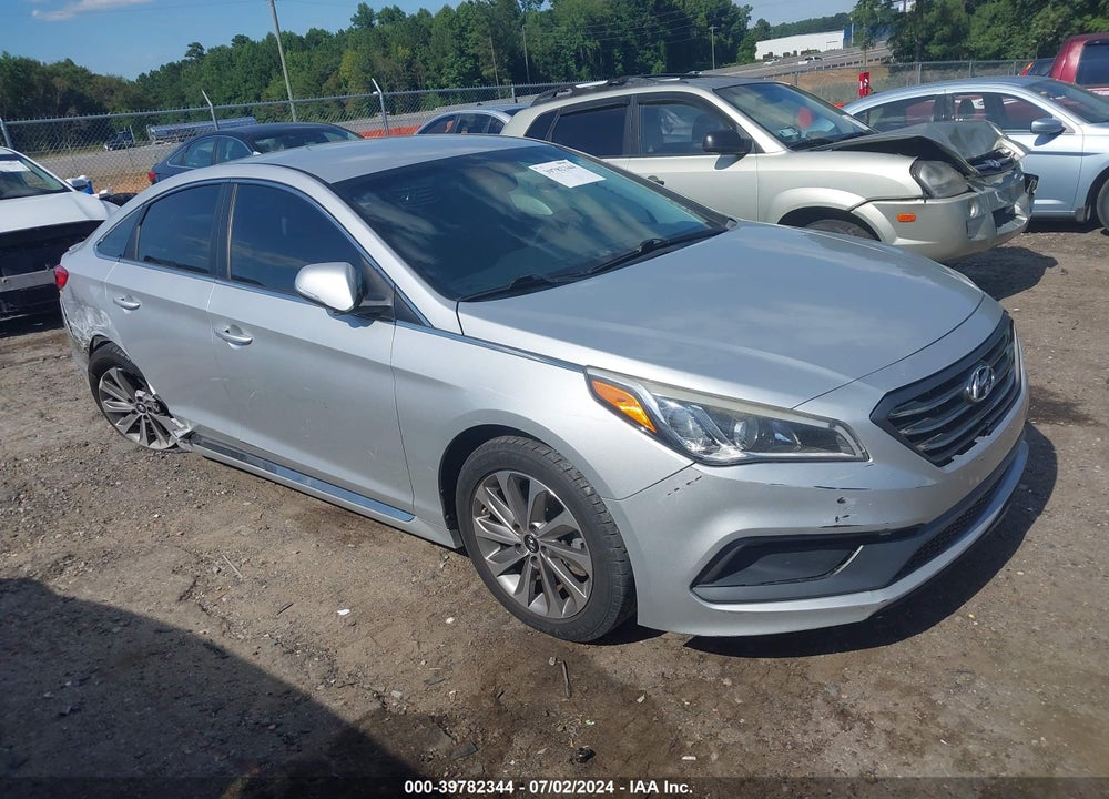 2015 HYUNDAI SONATA SPORT VIN: 5NPE34AF7FH091156