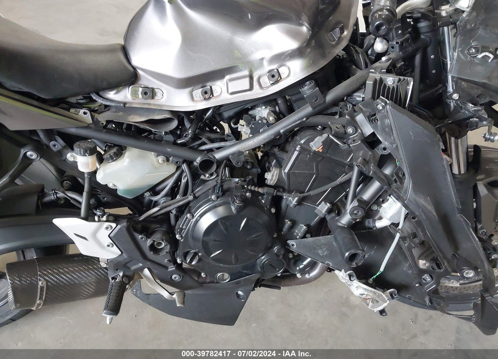 2021 KAWASAKI EX650 N VIN: ML5EXEN11MDA33925
