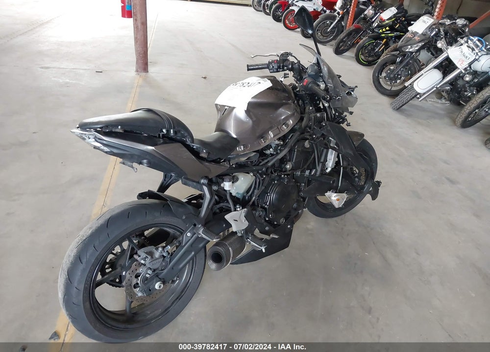 2021 KAWASAKI EX650 N VIN: ML5EXEN11MDA33925