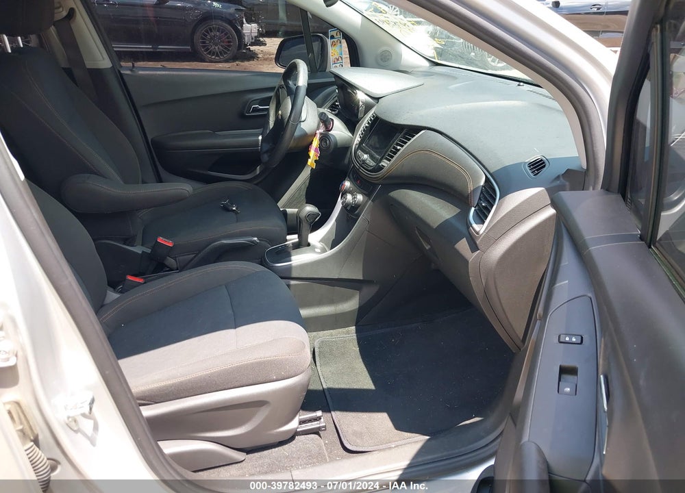 2020 CHEVROLET TRAX FWD LS VIN: KL7CJKSB6LB310244