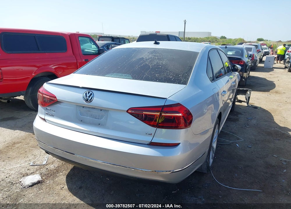 2019 VOLKSWAGEN PASSAT 2.0T WOLFSBURG EDITION VIN: 1VWLA7A35KC008928