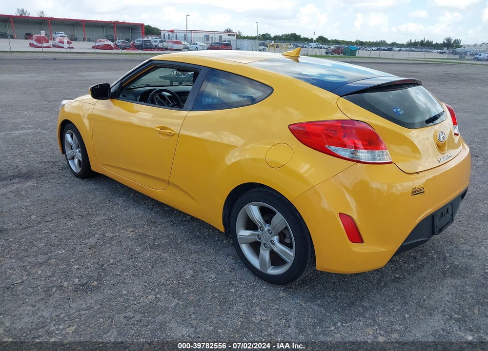 2015 HYUNDAI VELOSTER VIN: KMHTC6AD8FU234070
