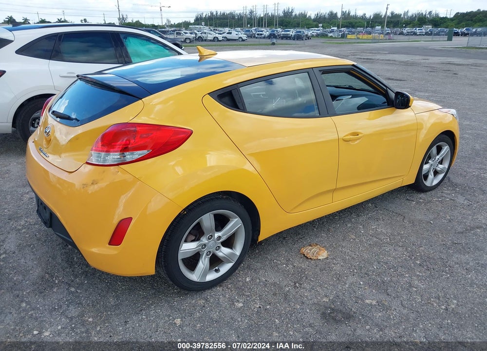 2015 HYUNDAI VELOSTER VIN: KMHTC6AD8FU234070