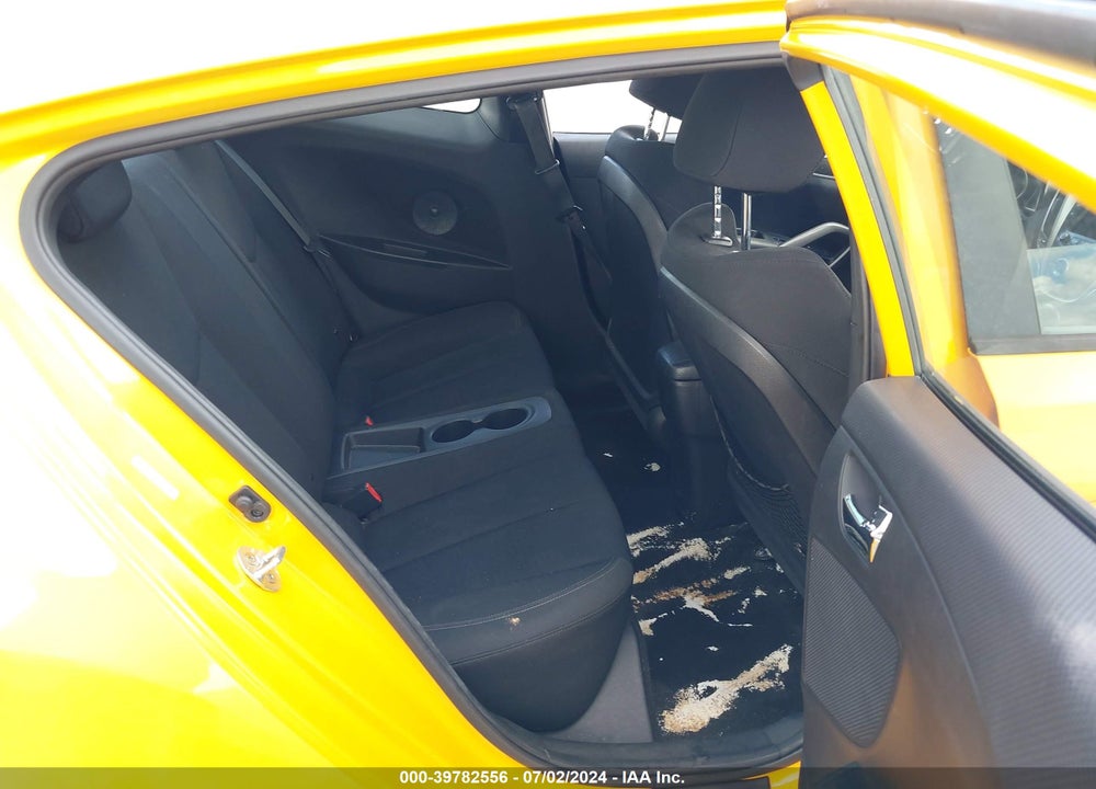 2015 HYUNDAI VELOSTER VIN: KMHTC6AD8FU234070