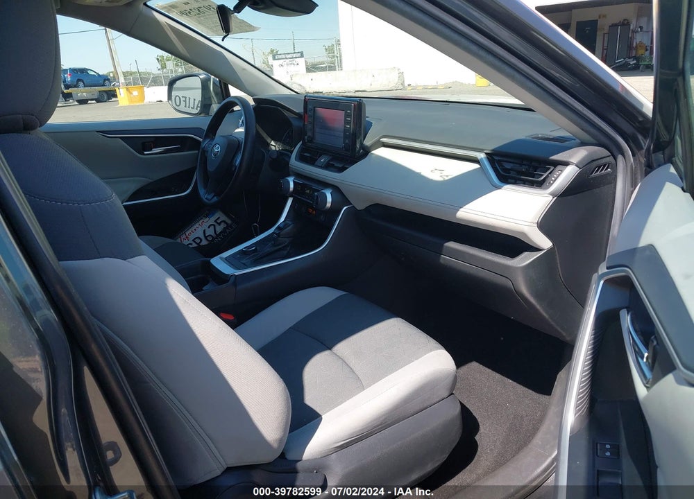 2019 TOYOTA RAV4 HYBRID XLE VIN: 2T3RWRFV3KW026605