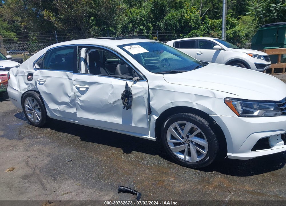 2018 VOLKSWAGEN PASSAT 2.0T SE VIN: 1VWBA7A33JC049777