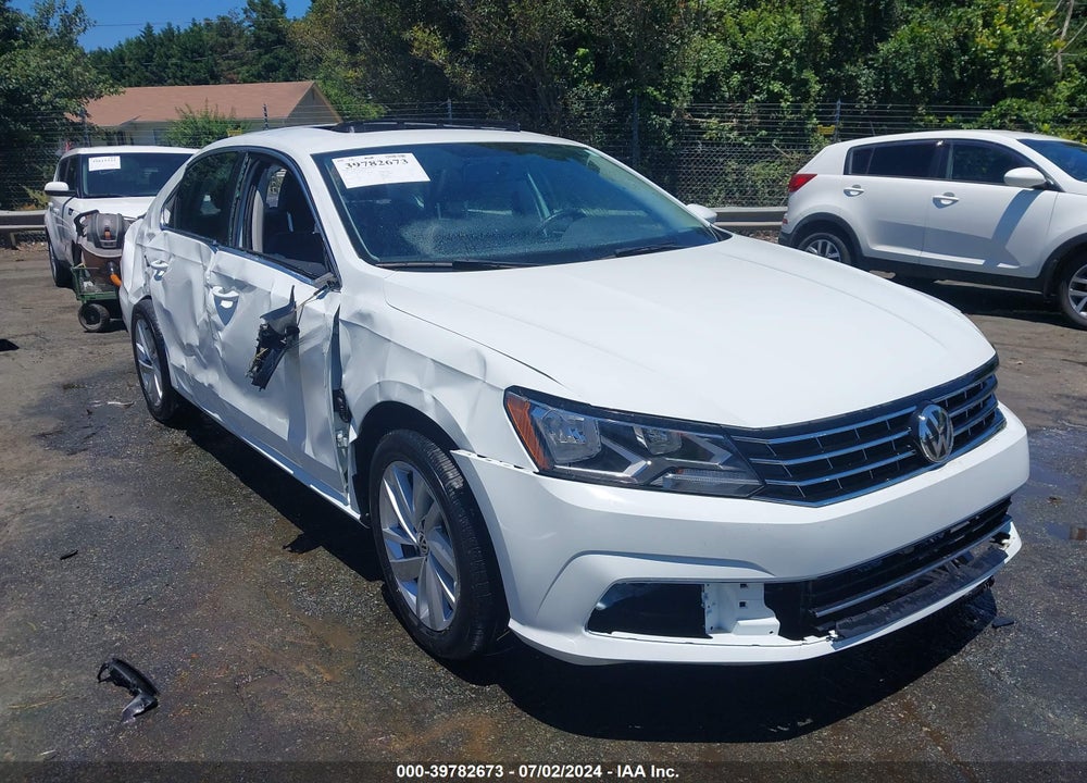 2018 VOLKSWAGEN PASSAT 2.0T SE VIN: 1VWBA7A33JC049777