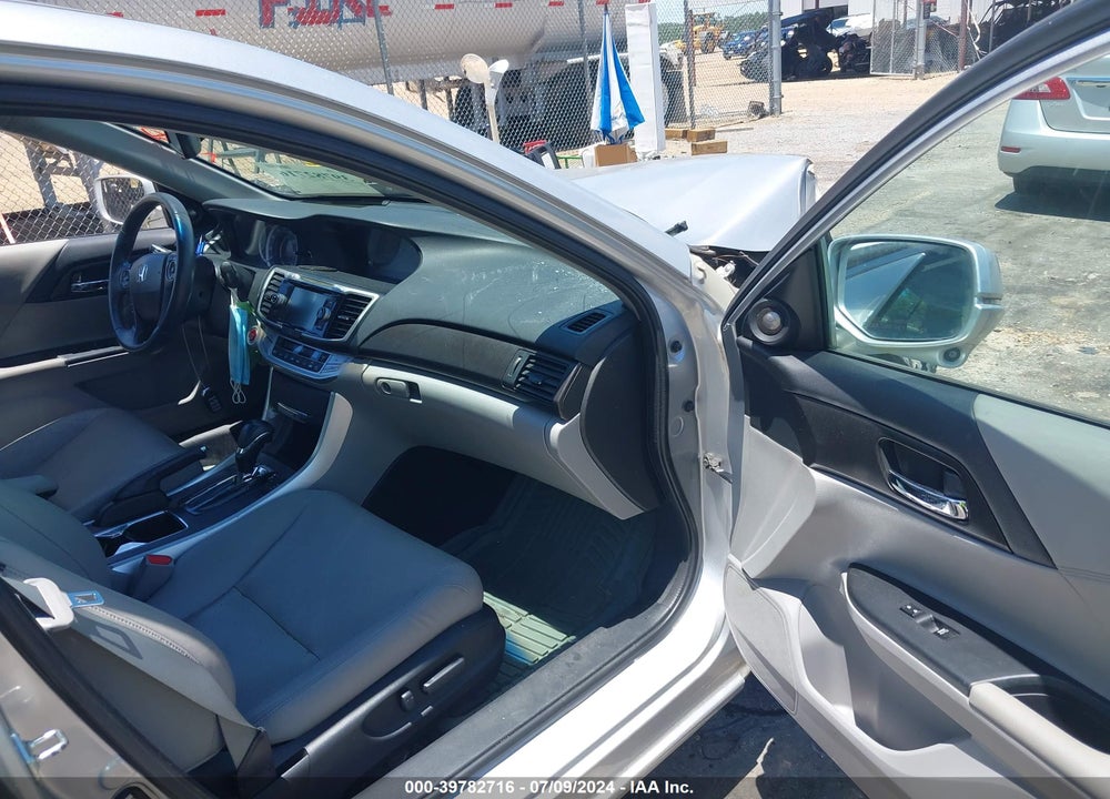2013 HONDA ACCORD EX-L VIN: 1HGCR2F84DA238219