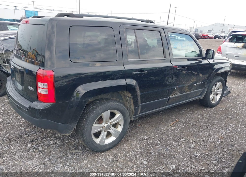 2014 JEEP PATRIOT LATITUDE VIN: 1C4NJRFB1ED588569