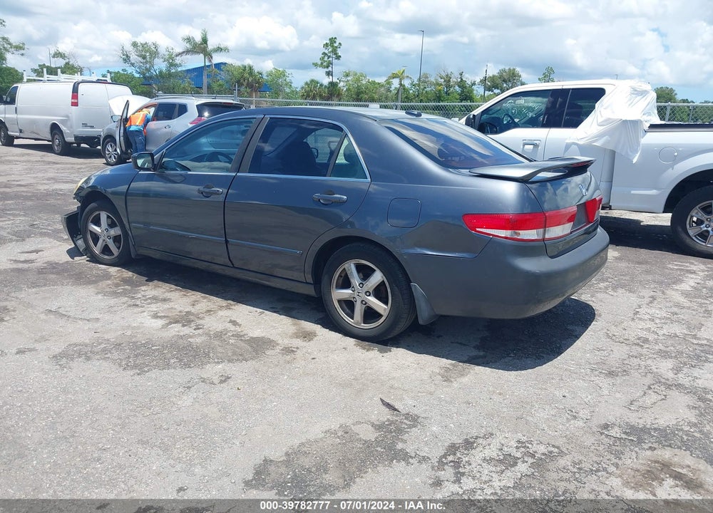 2004 HONDA ACCORD 2.4 EX VIN: 1HGCM56884A097641