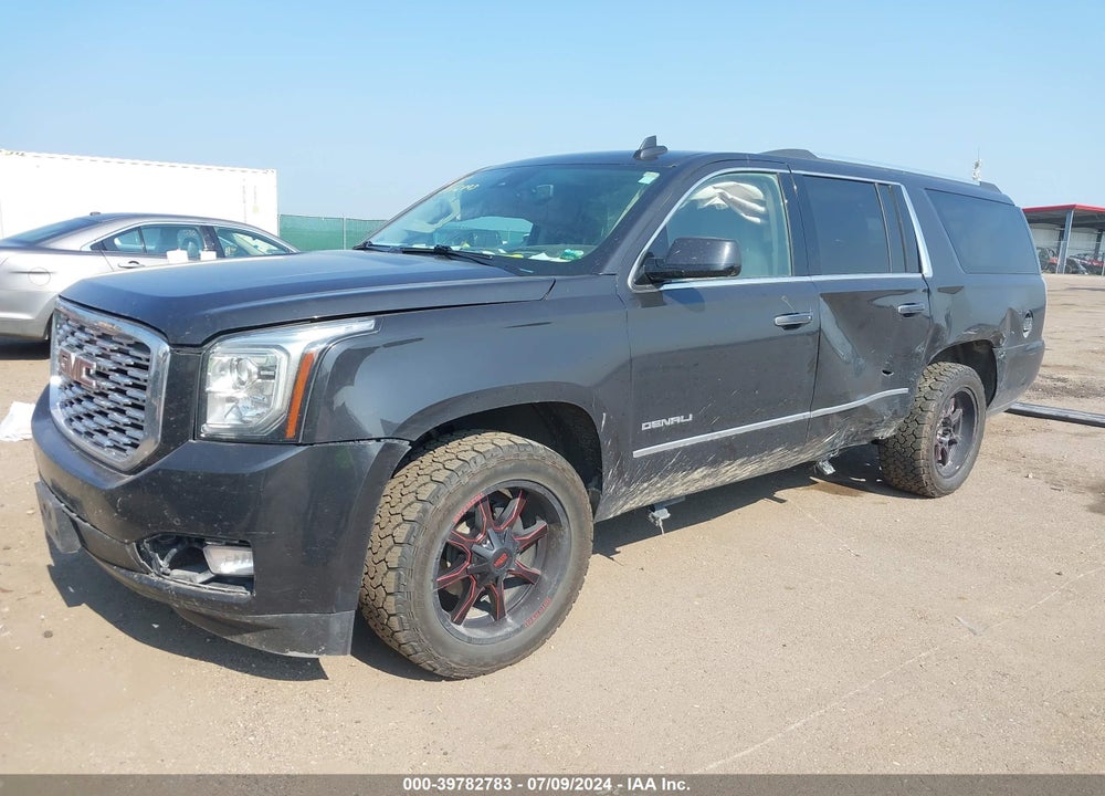 2020 GMC YUKON XL 4WD DENALI VIN: 1GKS2HKJ7LR100026