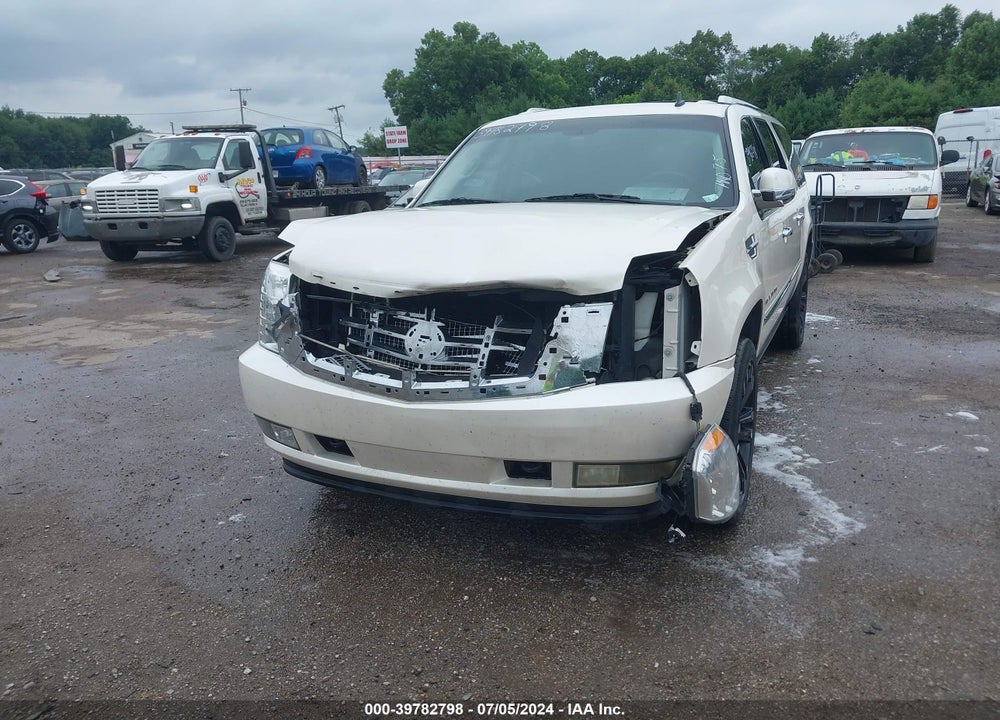 2011 CADILLAC ESCALADE ESV PREMIUM VIN: 1GYS4JEF3BR340736