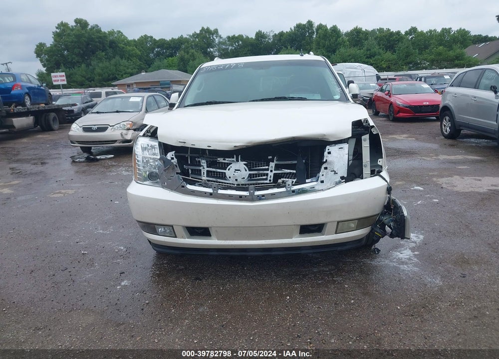 2011 CADILLAC ESCALADE ESV PREMIUM VIN: 1GYS4JEF3BR340736