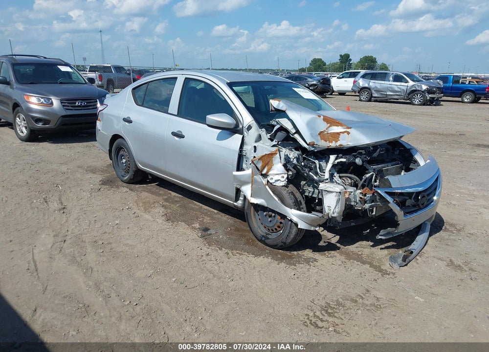 2017 NISSAN VERSA 1.6 S+ VIN: 3N1CN7AP0HL830160