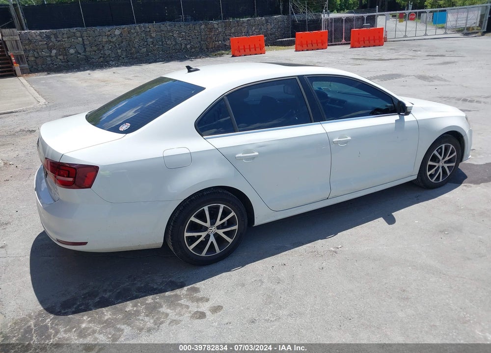 2017 VOLKSWAGEN JETTA 1.4T SE VIN: 3VWDB7AJ1HM301751