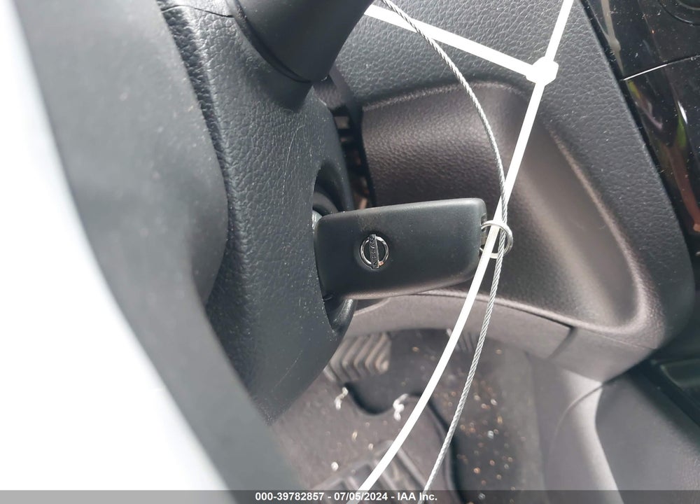 2019 NISSAN ROGUE S VIN: KNMAT2MT9KP522518