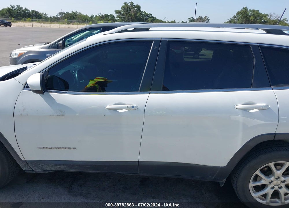 2018 JEEP CHEROKEE LATITUDE PLUS FWD VIN: 1C4PJLLBXJD605955