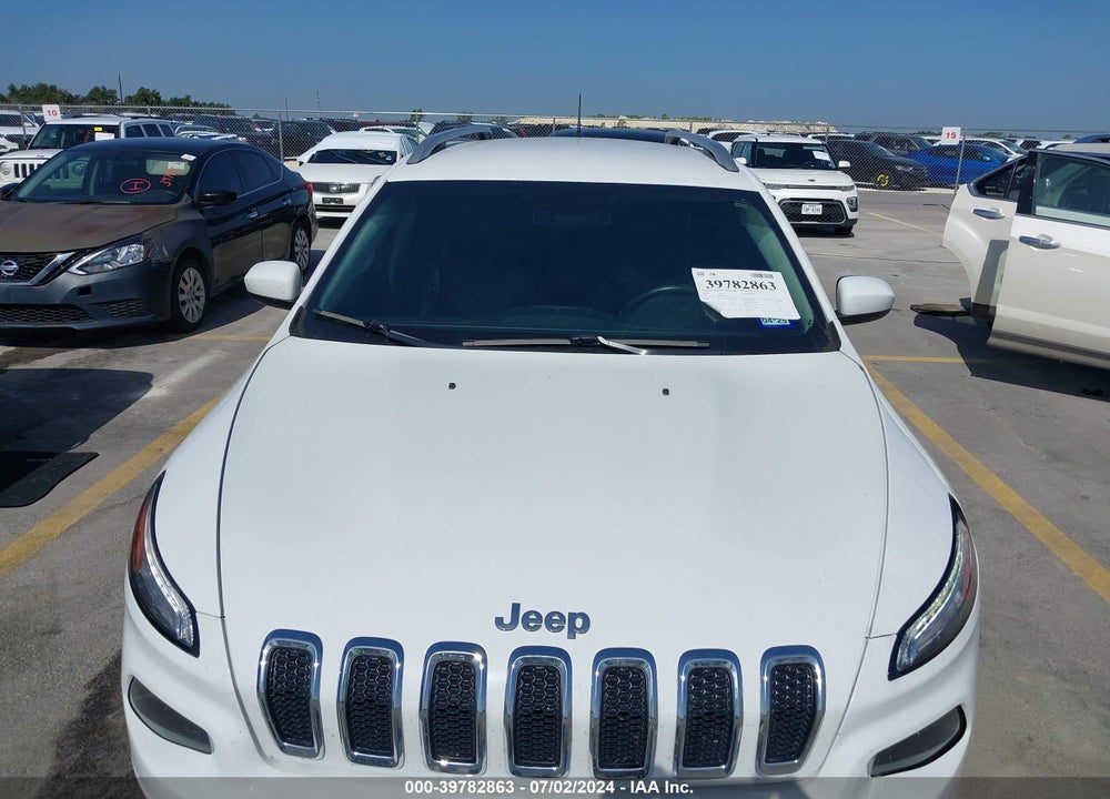 2018 JEEP CHEROKEE LATITUDE PLUS FWD VIN: 1C4PJLLBXJD605955