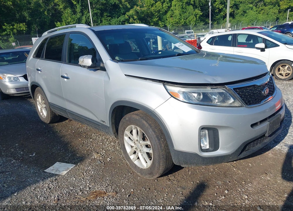 2014 KIA SORENTO LX VIN: 5XYKTCA64EG488939